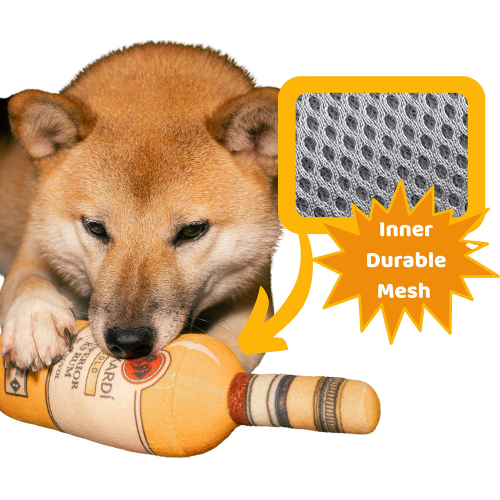 Snout Scout bottle toy mesh lining provides bite resistance during enthusiastic play.