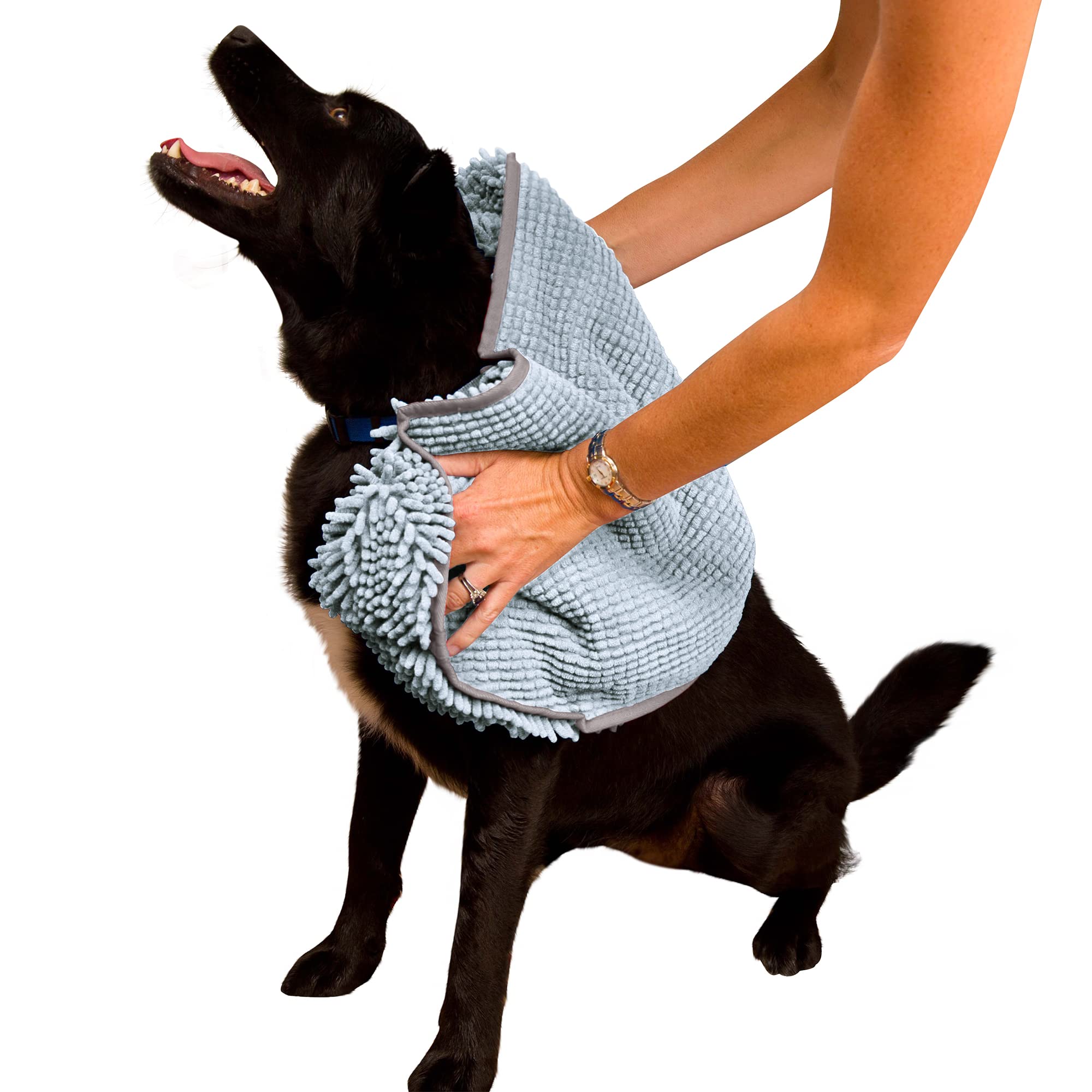 Soggy Doggy Super Shammy towel demonstrates strong absorption for muddy paws and dirty fur.