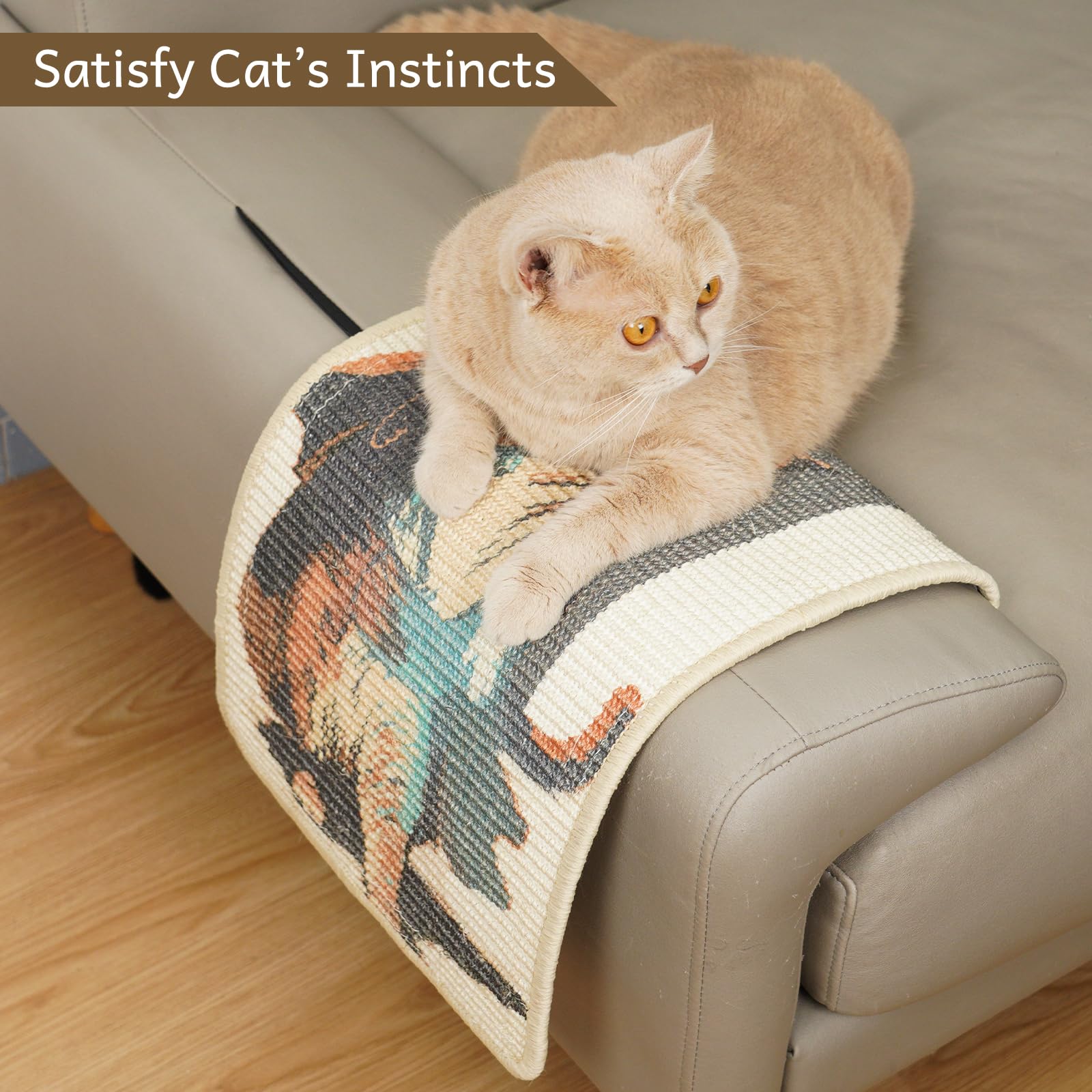 SOLDAY multi-use scratcher placed for versatile home setup