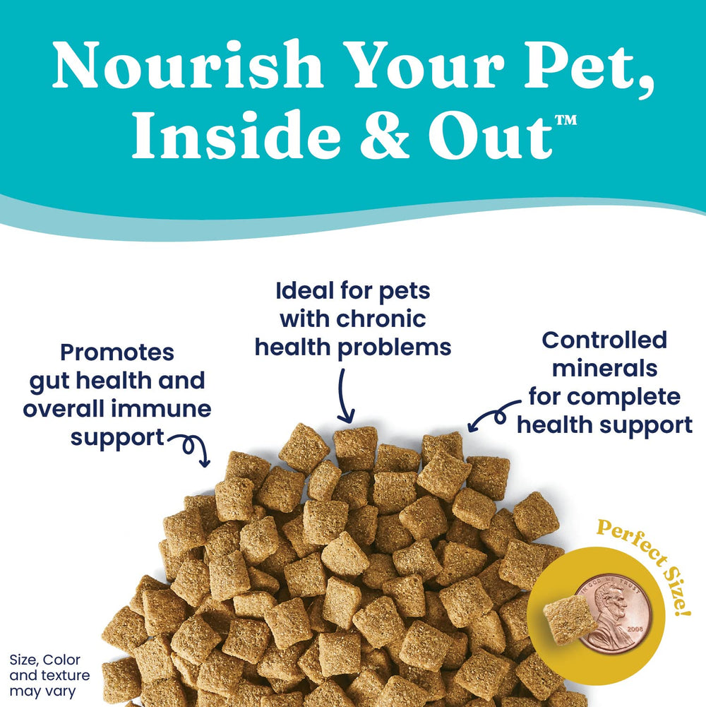 Solid Gold Holistique Blendz oats and barley help gentle digestion.