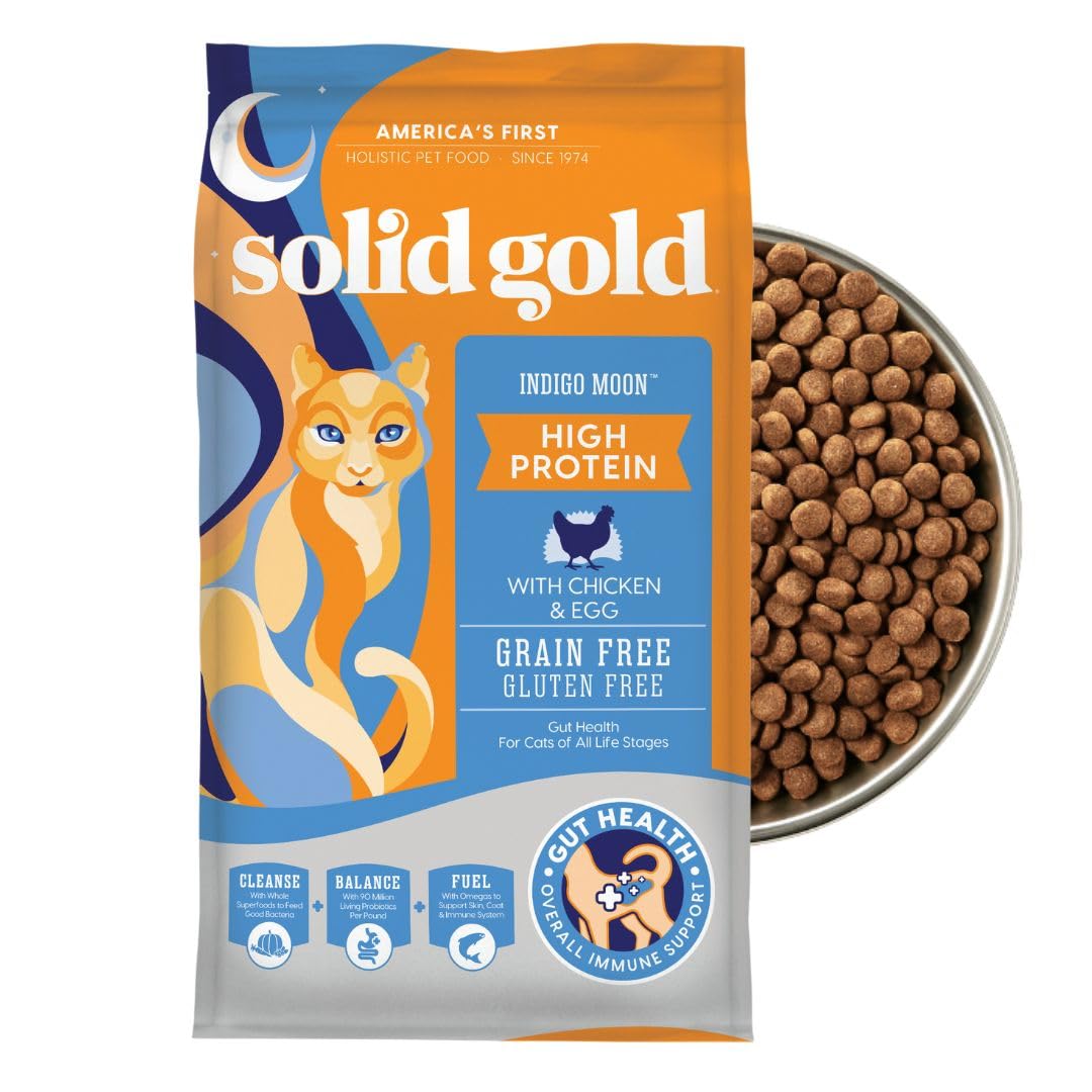 Solid Gold high-protein dry cat food packaging highlights grain-free formula with probiotics
