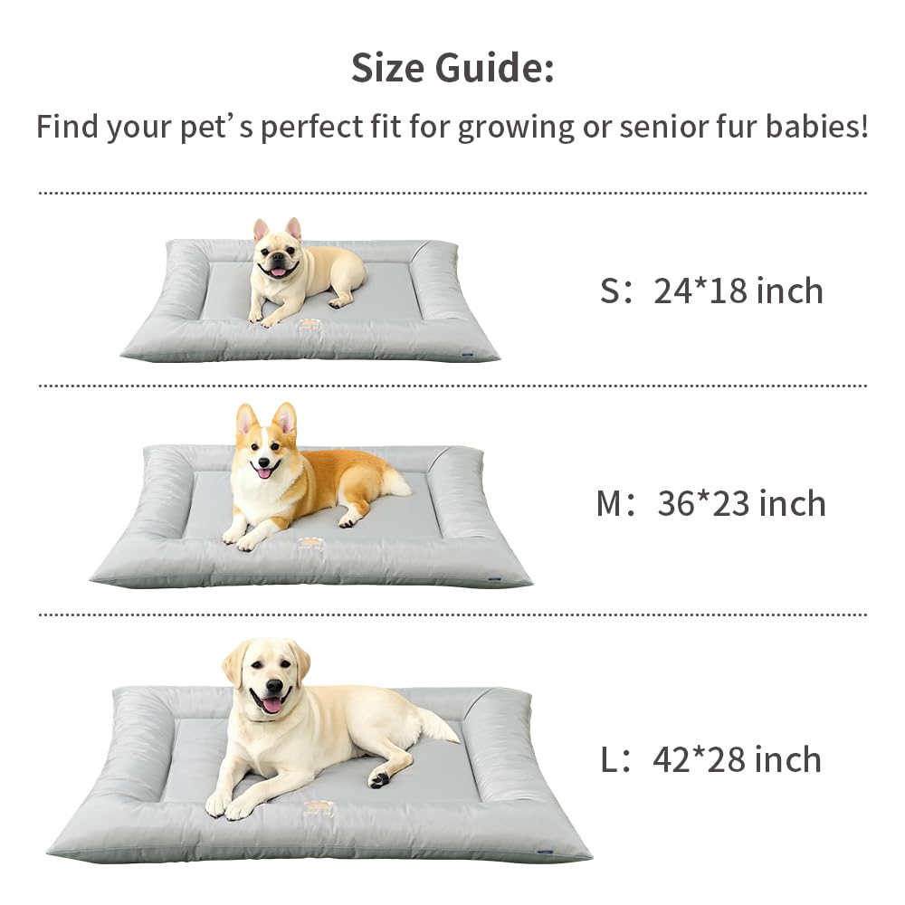 Somahe 24x18x3 gray crate pad shown ready for travel and home use.