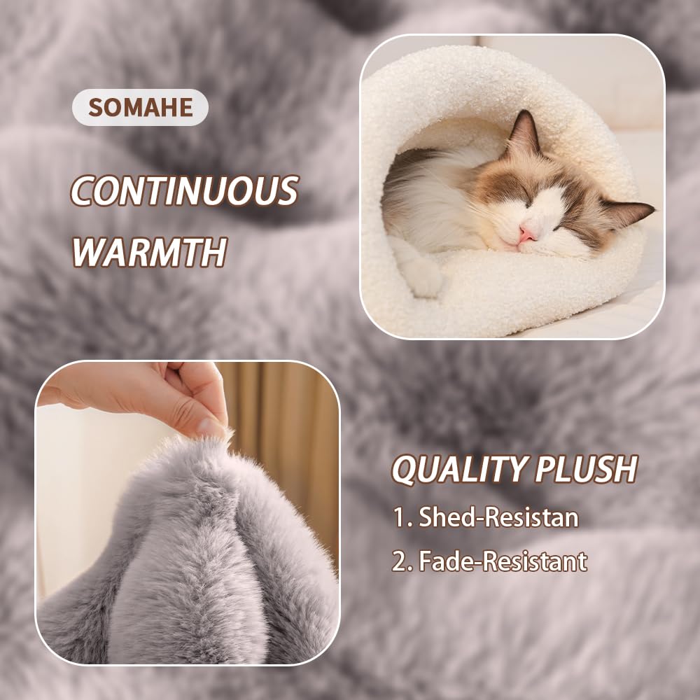 SOMAHE cat sleeping bag suited for cats, puppies, and rabbits.