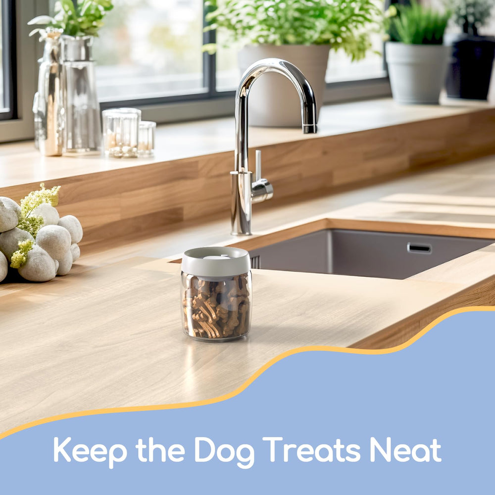 Somkaco BPA-free plastic keeps treats safe and easy to wipe clean.
