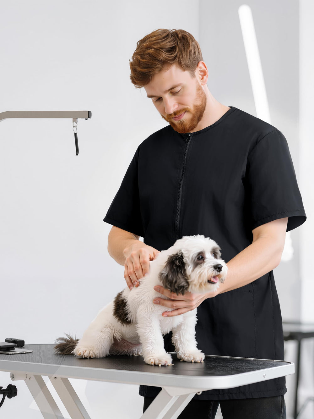 SOMSOC front pockets hold grooming tools within easy reach during bathing.