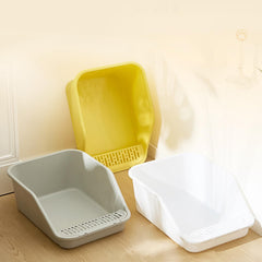 SpaceTime cat litter box anti-diffusion design reduces litter scatter during digging.