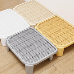 SpaceTime non-slip base keeps the mat steady, reducing scatter around the box.