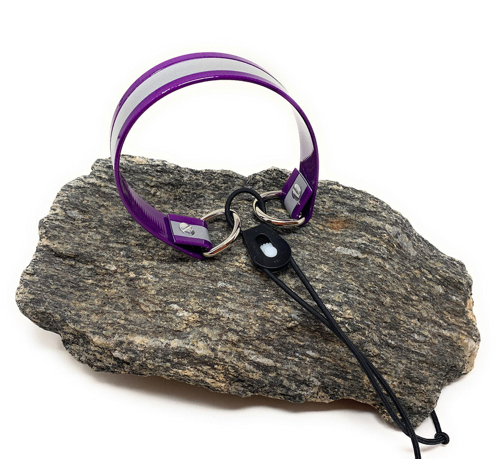 Easy-clean waterproof material of Surefit ecollar strap after adventures