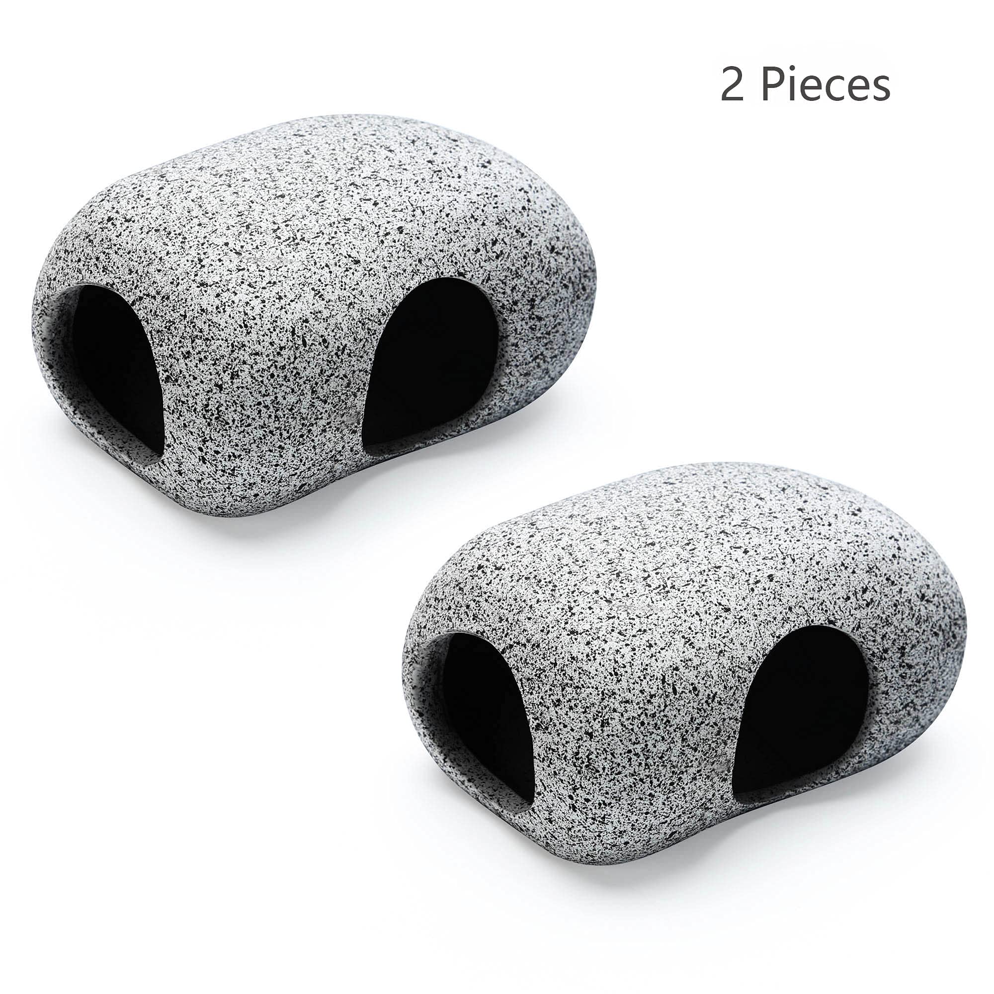 SpringSmart hideaway rocks feature smooth edges to protect fins during exploration.