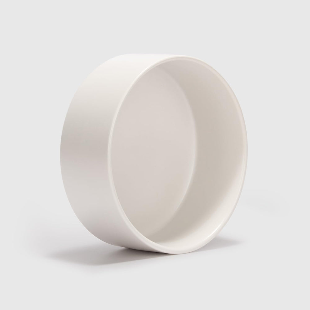 SPUNKYJUNKY 60oz ceramic bowl close-up emphasizes white finish and sturdy build