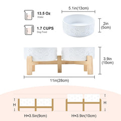 SPUNKYJUNKY stable, slip-proof base prevents spills during feeding
