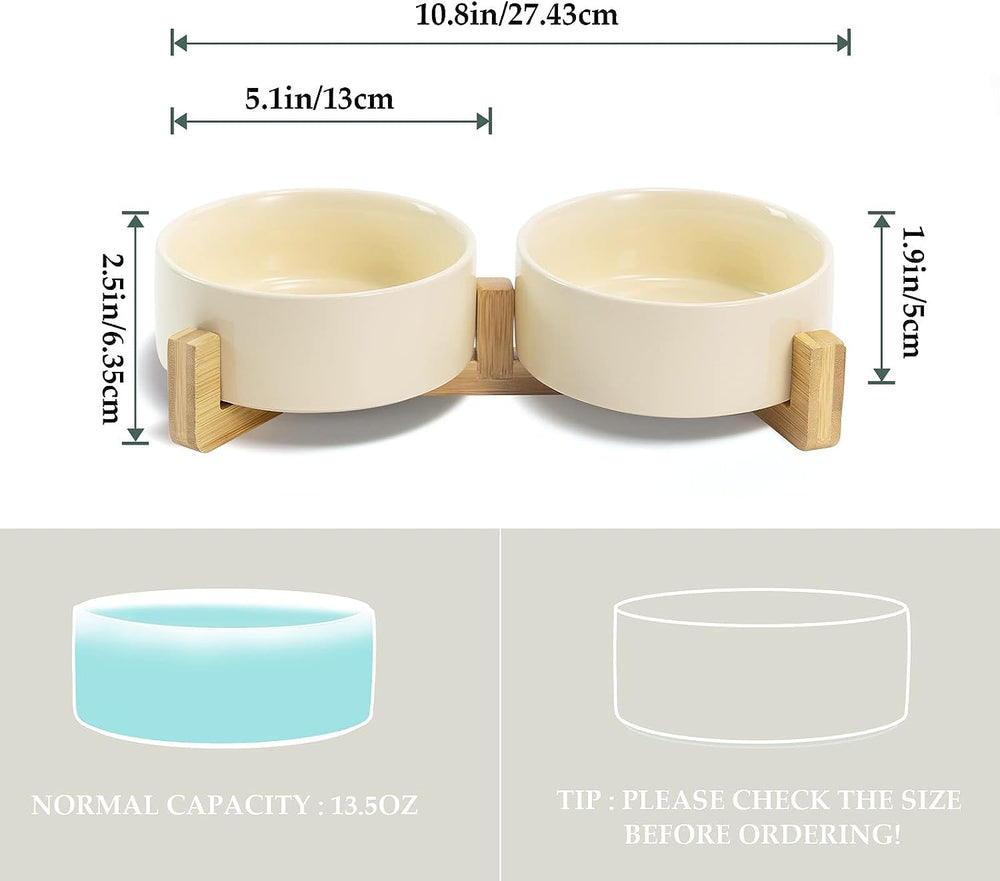 SpunkyJunky non-slip base reduces spills and makes bowl handling easy.