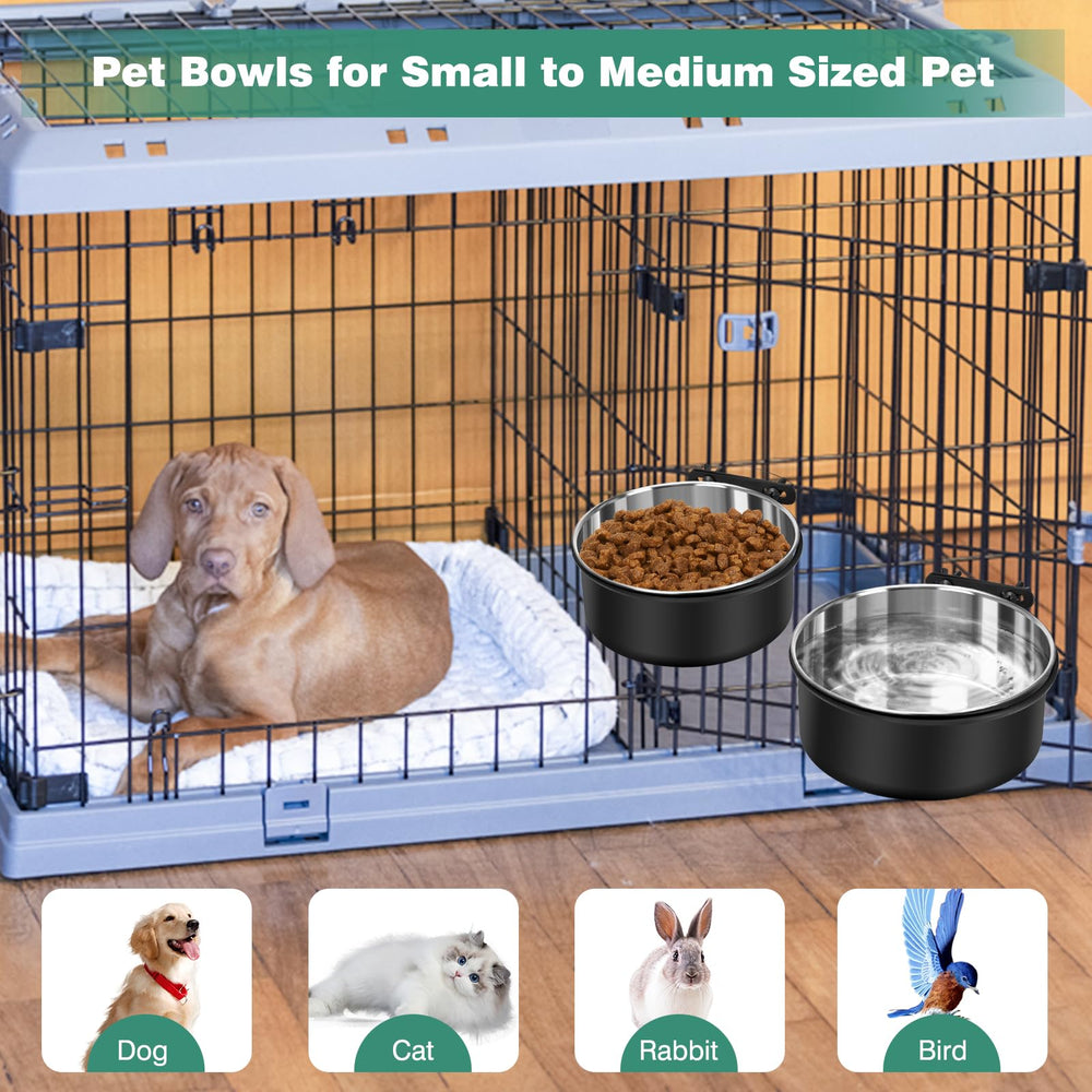SSAWcasa large water bowl provides steady hydration in kennels.