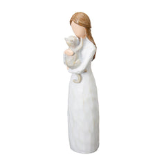 ST.LORIAN Angel of Friendship cat memorial figurine front view shows comforting presence