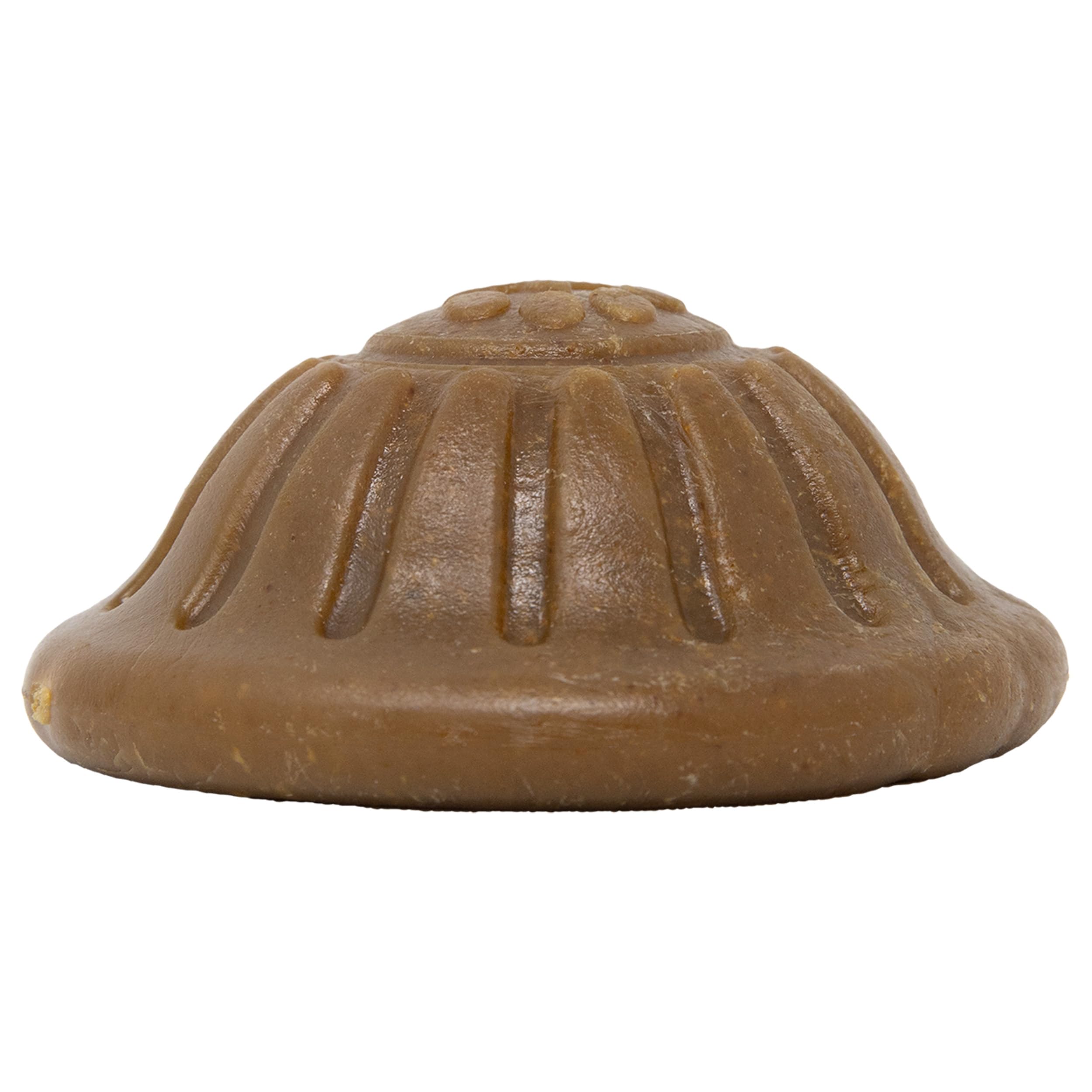 Starmark Everlasting Treat Large Chicken—edible and digestible, no synthetic polymers.