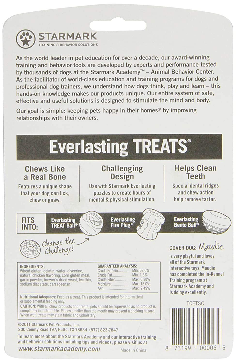Starmark Everlasting Treats dental chews image captures a dog enjoying a chew.