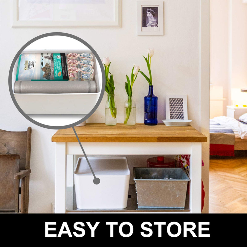 STELLAIRE CHERN pet feeding mat deep grooves capture litter from paws.