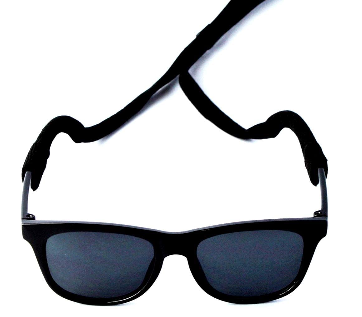 Style Vault G006 lens close-up showing glossy black frame.