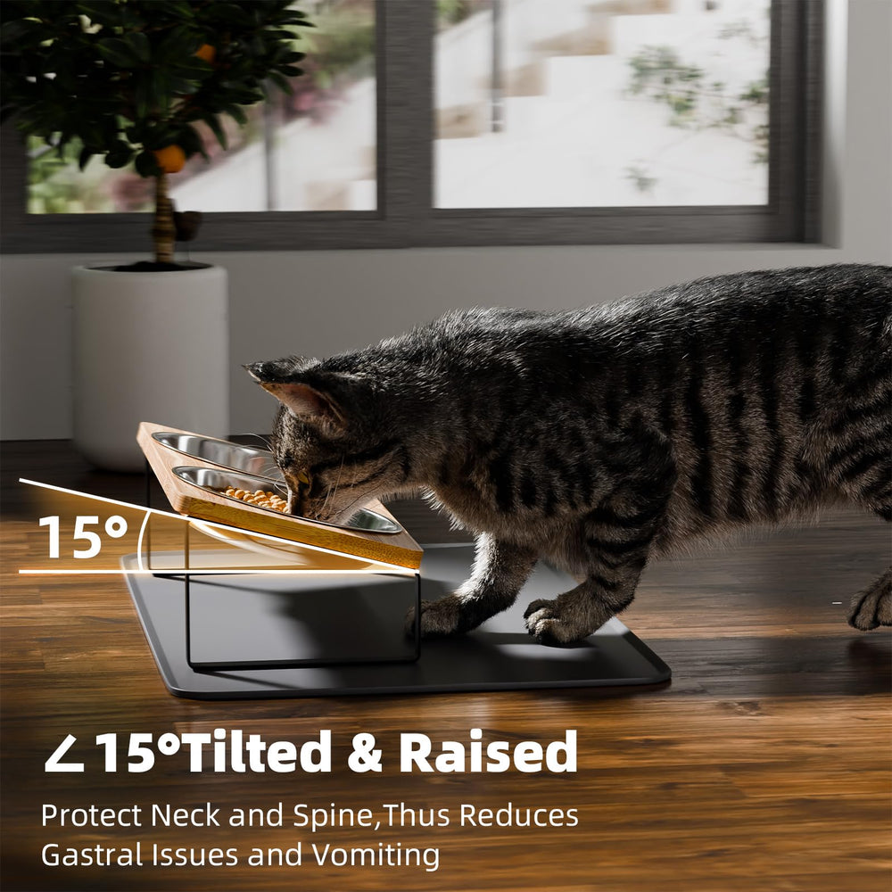 Summark silicone mat for cat bowls catches spills and keeps floors clean