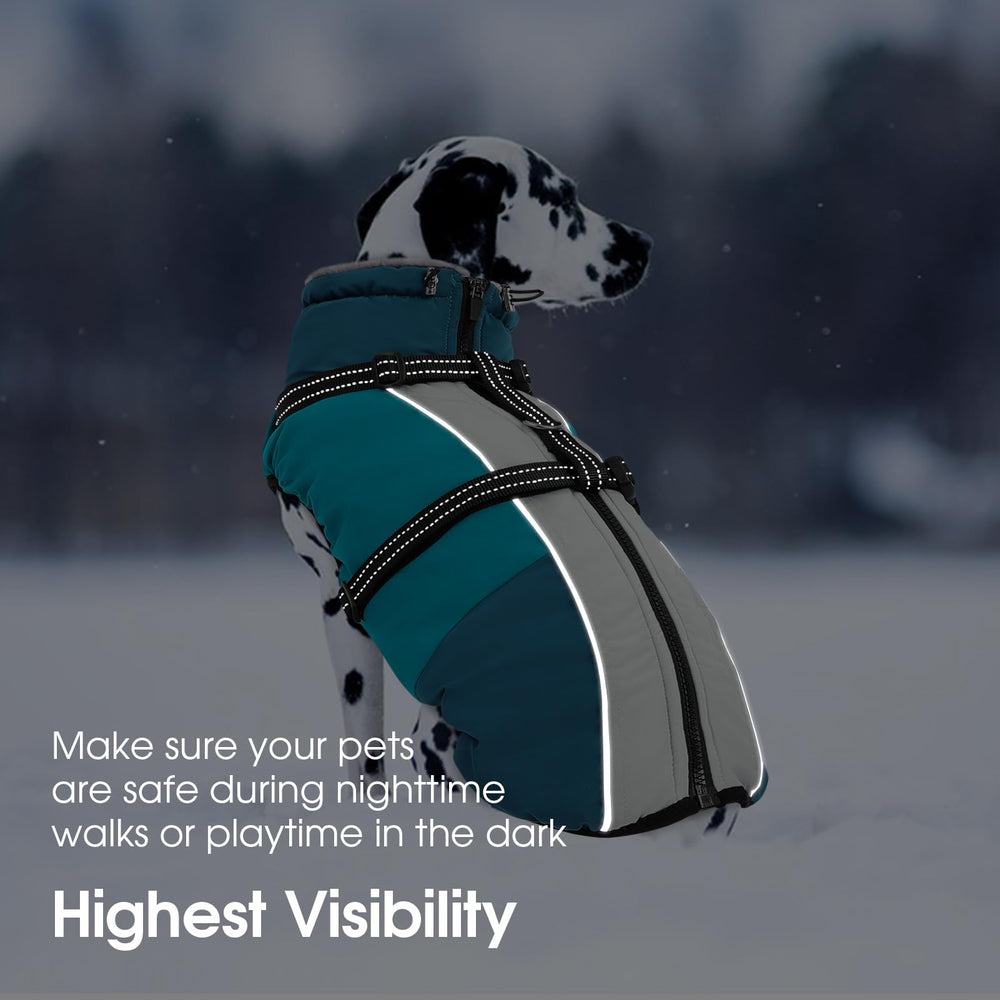 SUNFURA reflective trims back for enhanced visibility during low-light walks