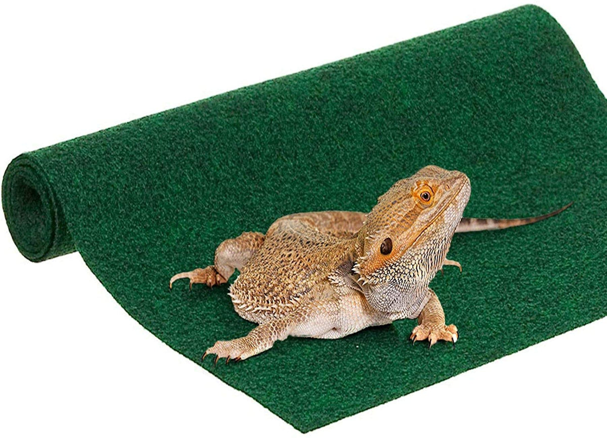 SunGrow Reptile Mat close-up shows soft fabric for comfortable resting