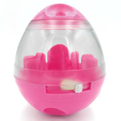 SunGrow treat ball rolling action demonstrates slow-release treats for engagement.