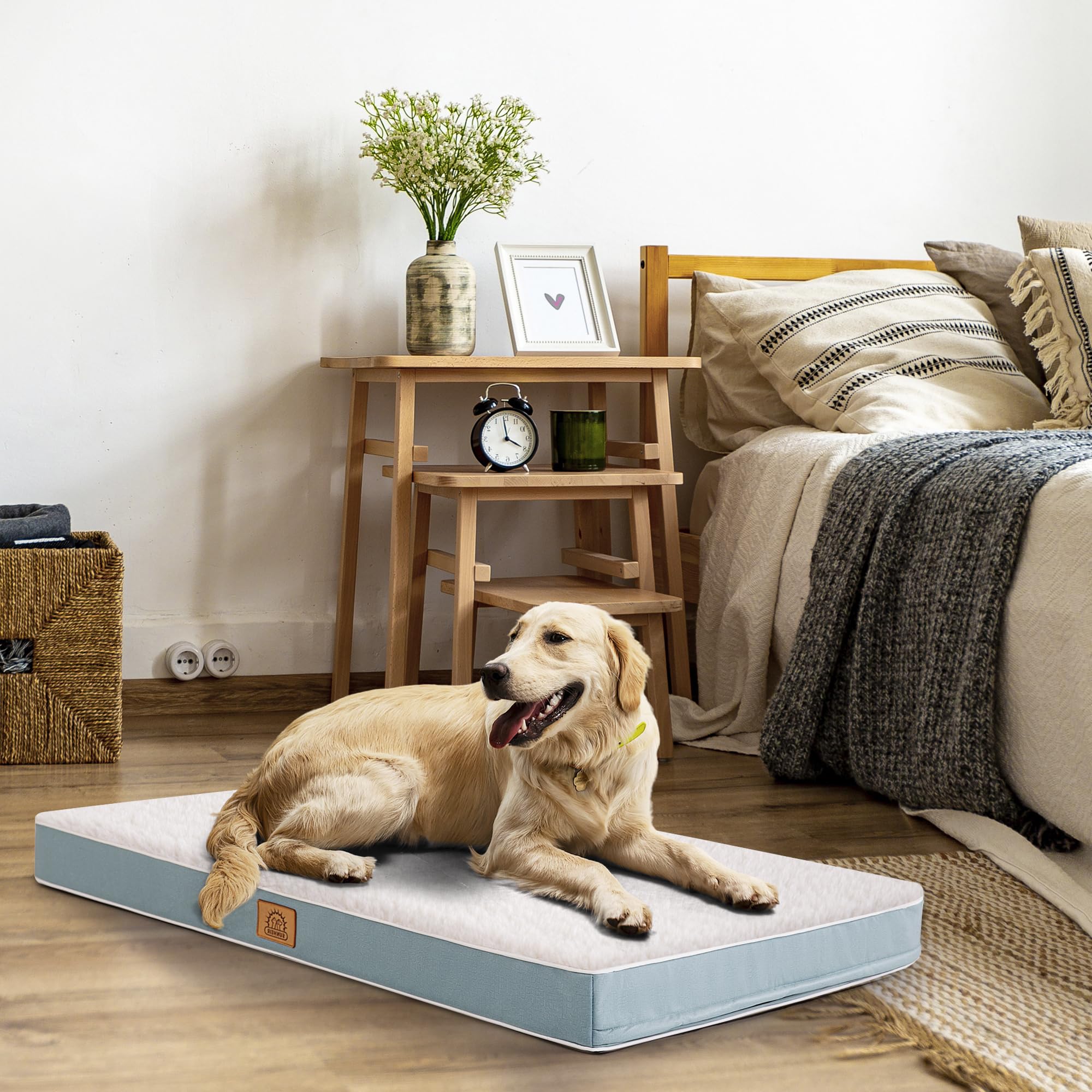 Sunheir Orthopedic Dog Bed deluxe plush top delivers cozy warmth and tactile comfort.