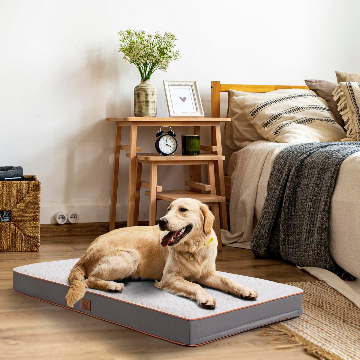 Sunheir orthopedic dog bed large overview highlights egg foam support and plush comfort.