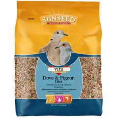 Sunseed Vita Sunscript grains-seeds-vegetables blend showcases balanced nutrition for doves and pigeons.