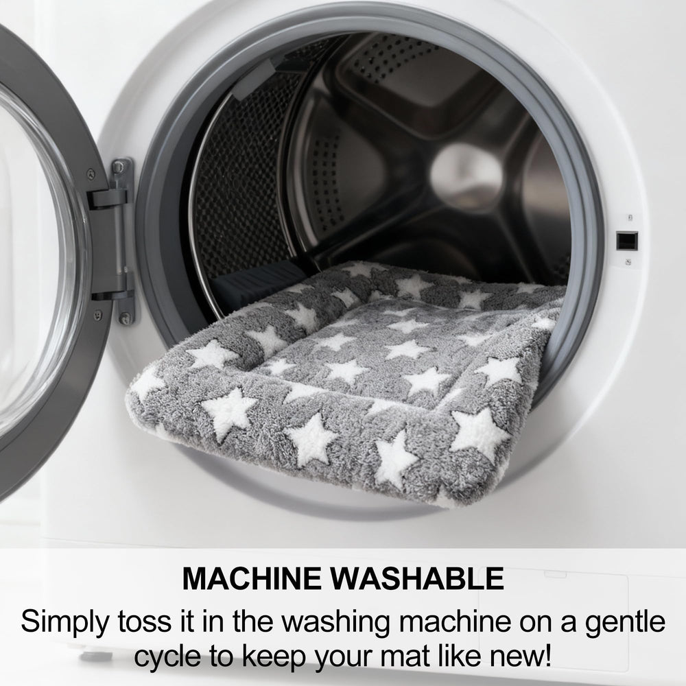 SUNSHE dog bed mat machine washable—easy cleanup keeps spaces fresh.