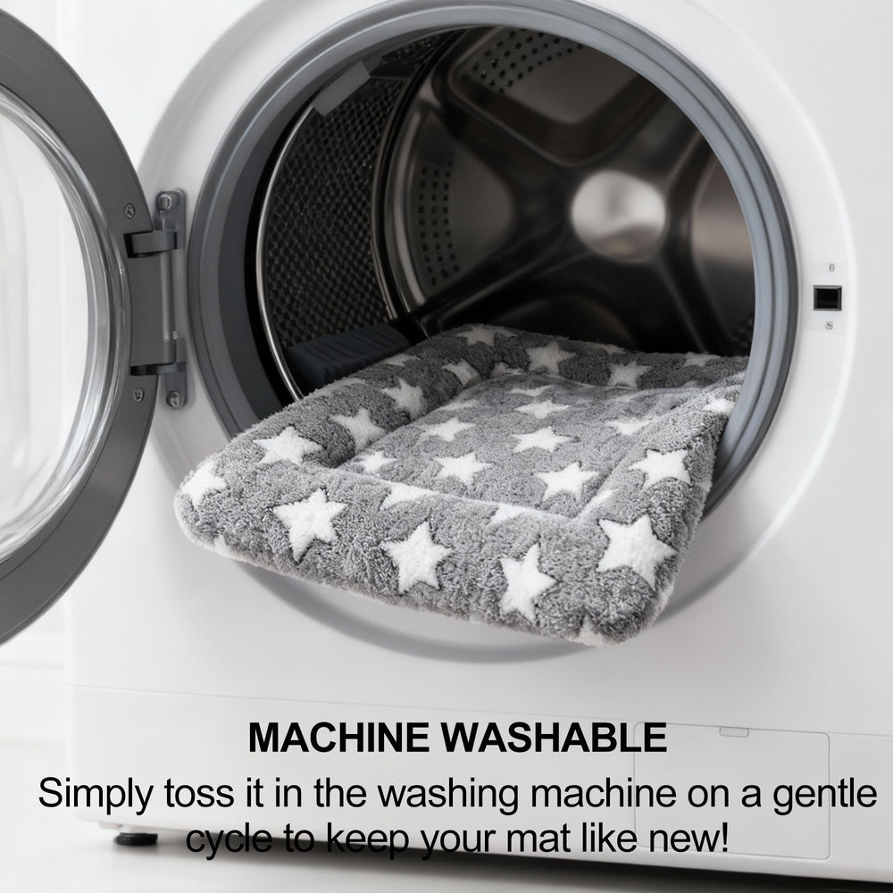 SUNSHE dog bed mat standalone-bed-use-gray doubles as a cozy space at home.