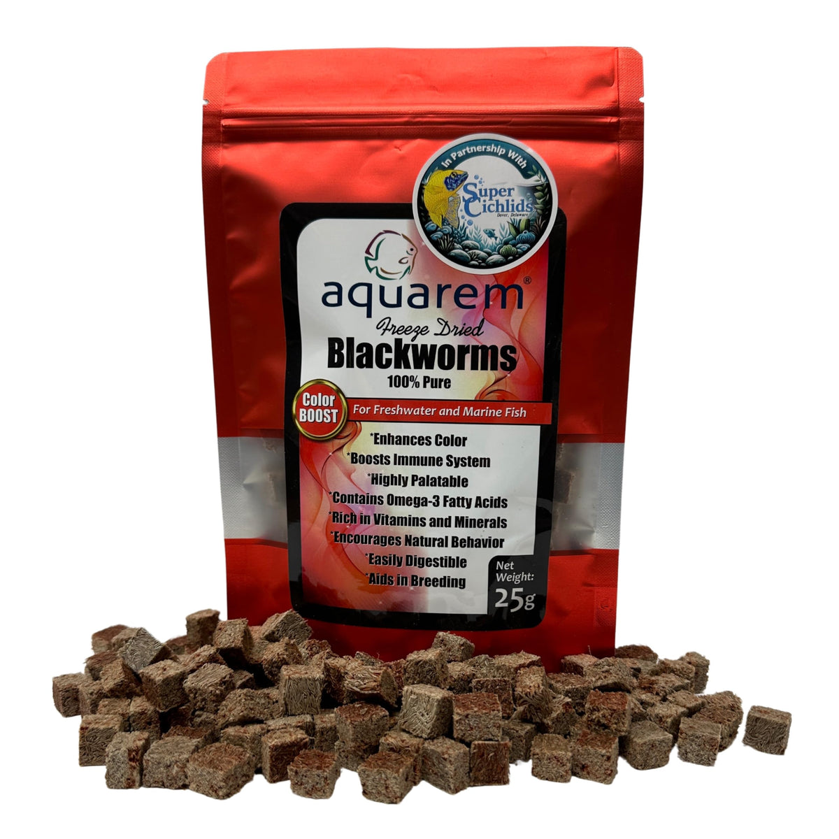 Super Cichlids freeze-dried blackworms cube feeding — interactive mealtime for active fish