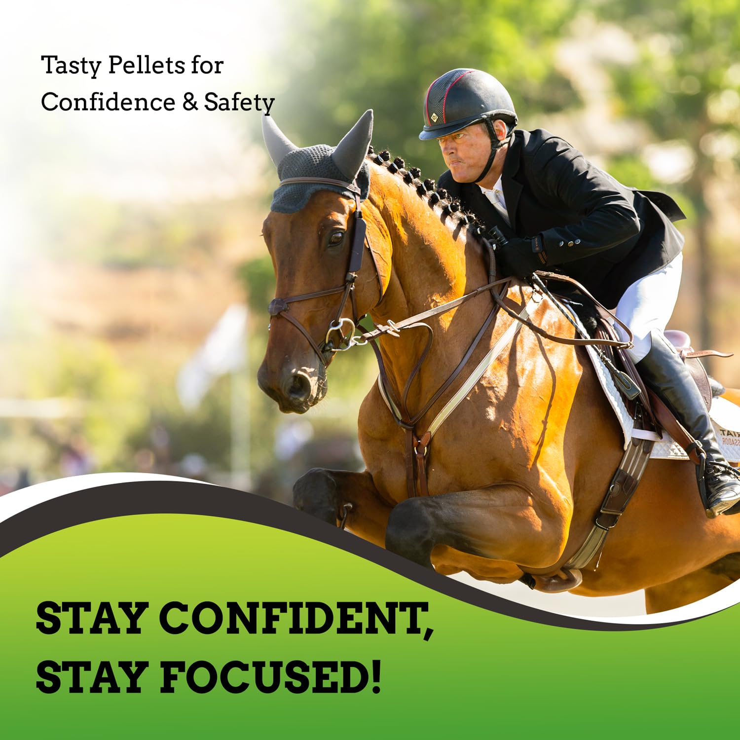 SynNutra Equine SynChill daily-dose scoop image—convenient calm and focus for horses.