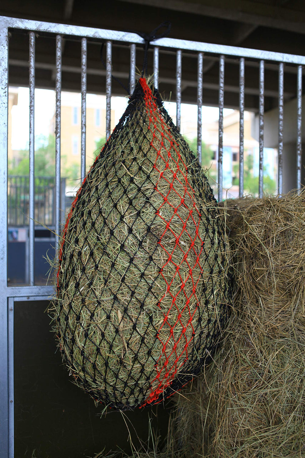 T TEKE Deluxe Slow Hay Feeder holes detail highlights 1-3/4 inch mesh