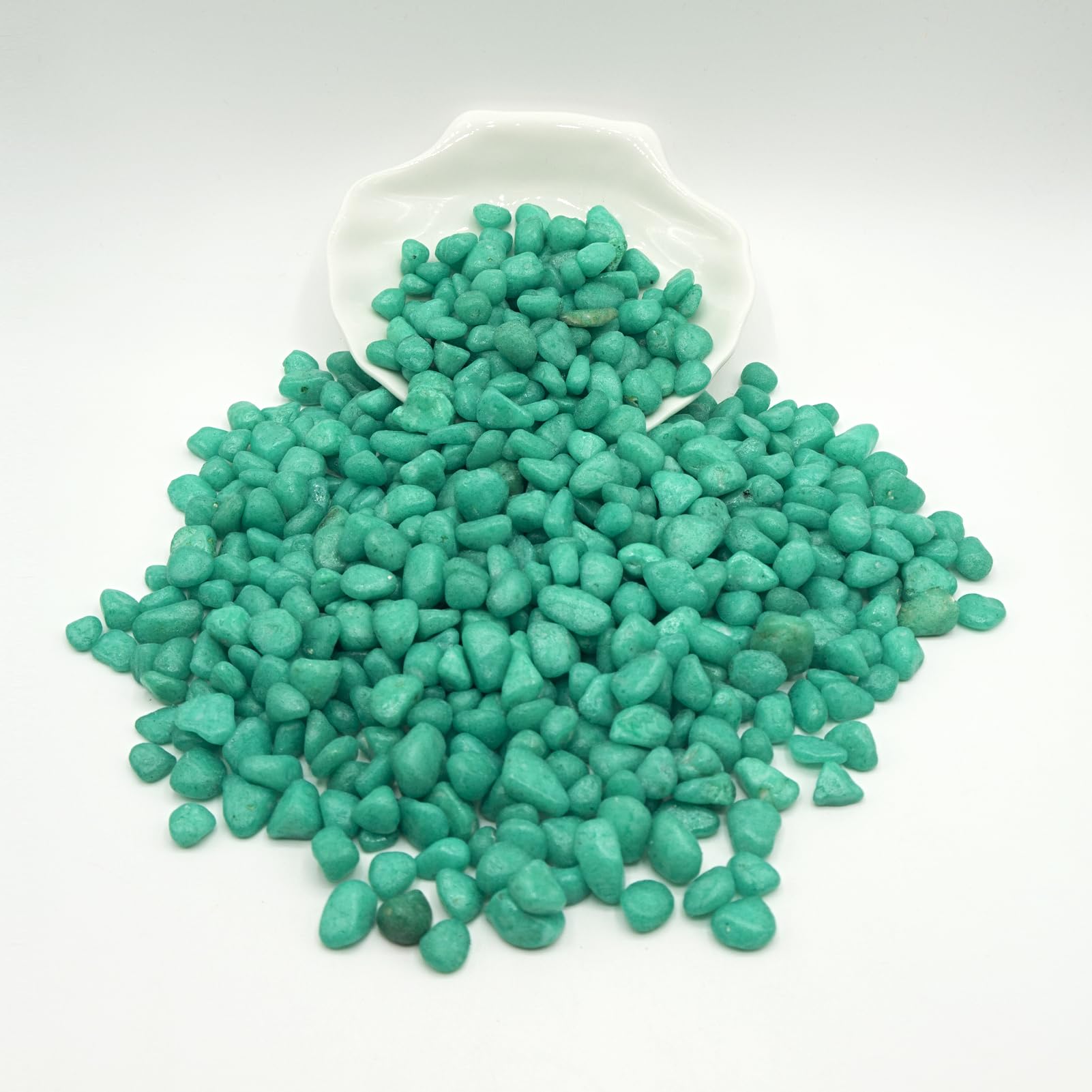 TACOLO Green Pebbles used as vase filler and floral accent.