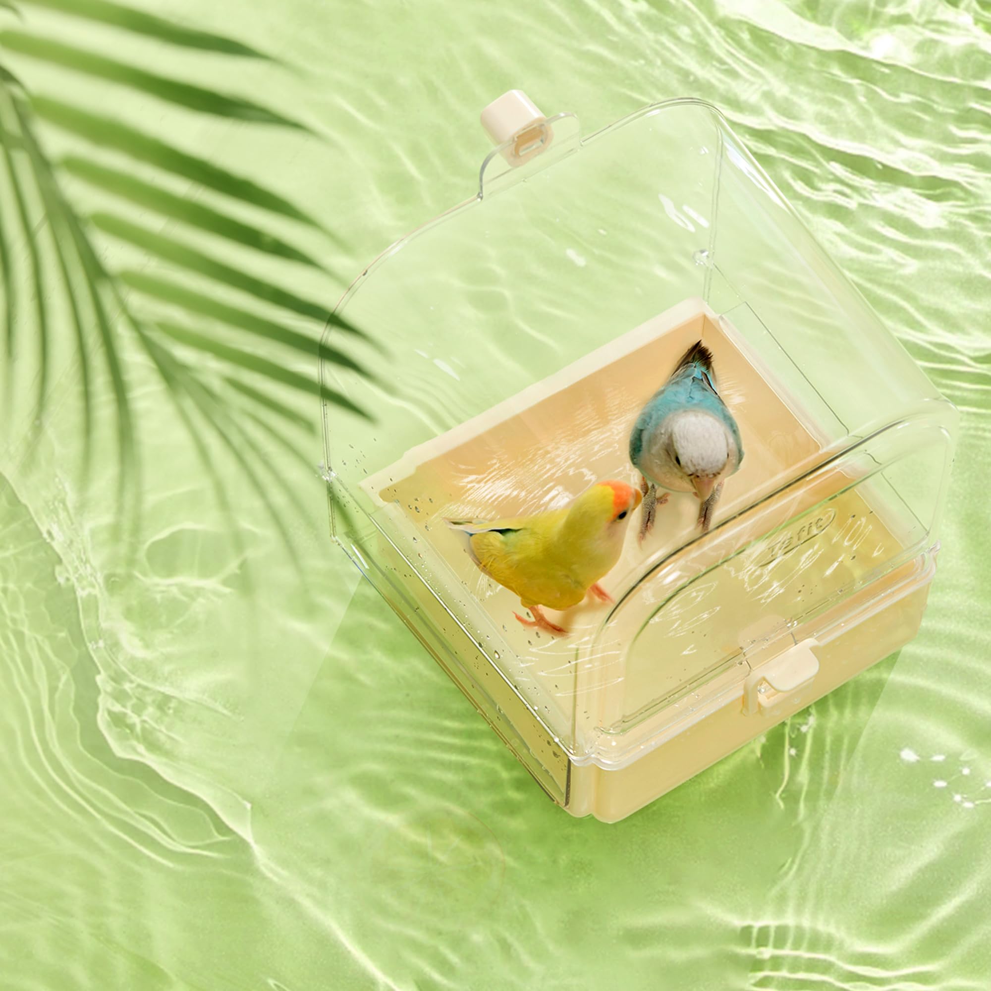 tafit leak-proof design helps contain mess inside cage