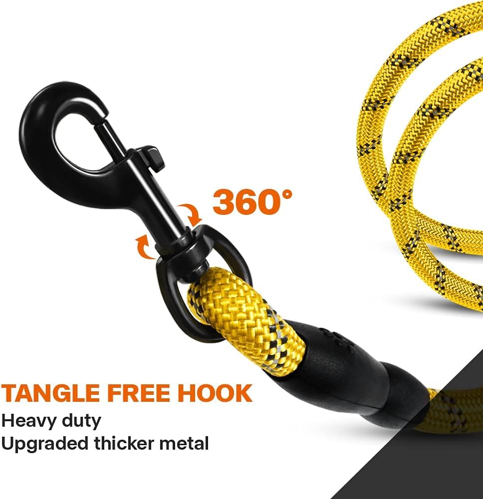 Taglory Rope Dog Leash O-ring-waste-bag keeps essentials within reach.