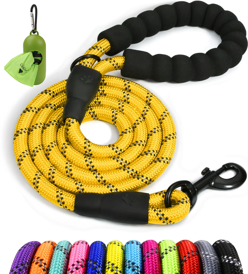 Taglory Rope Dog Leash padded-handle provides comfortable grip on long walks.