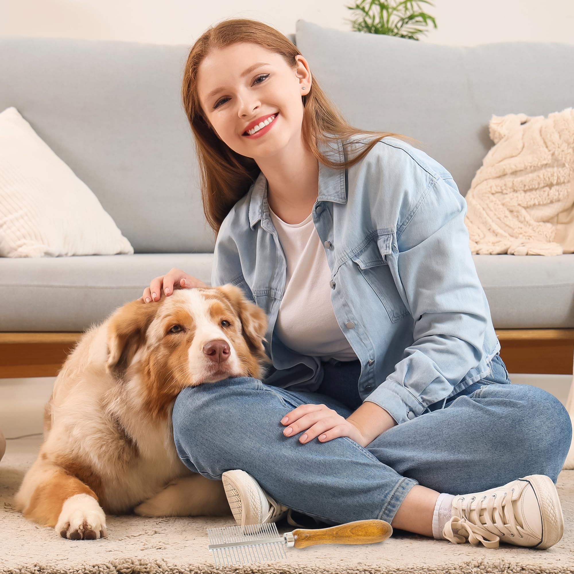 Takavu narrow teeth support flea checks and debris removal for hygiene