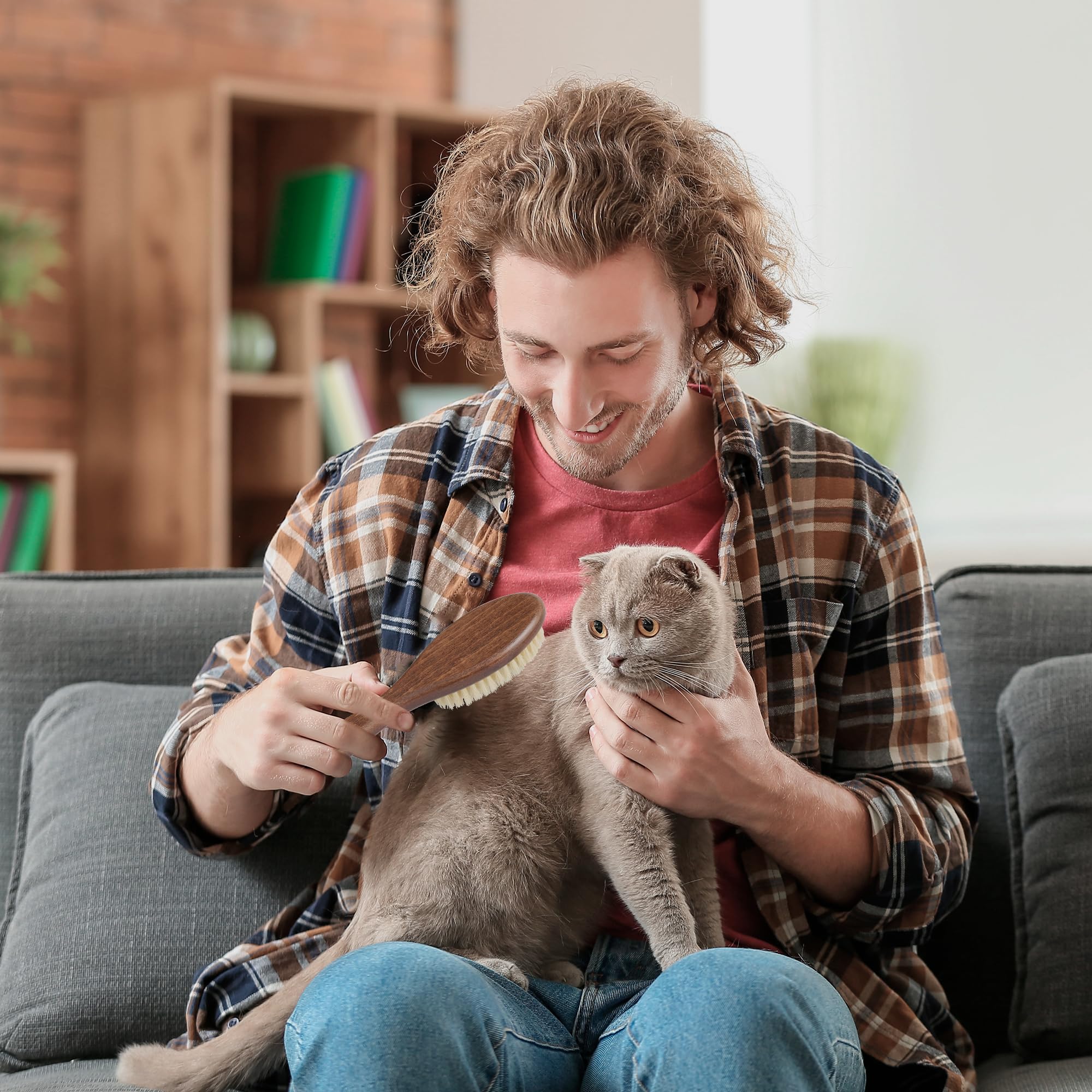 TAKAVU brush packaging hints at durable, long-lasting tool