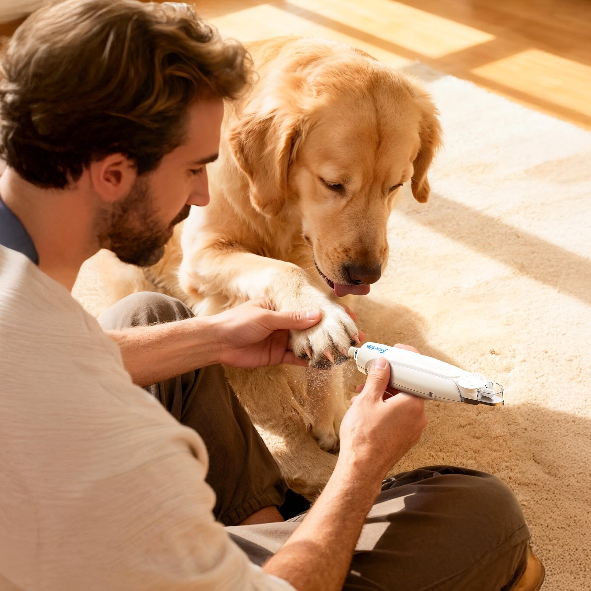 Taruphic fast charging indicator shows quick battery top-up between grooming sessions.