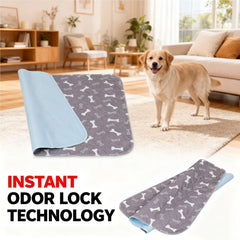Tasunte Puppy Pads with pheromones show a non-slip bottom preventing slips during use.