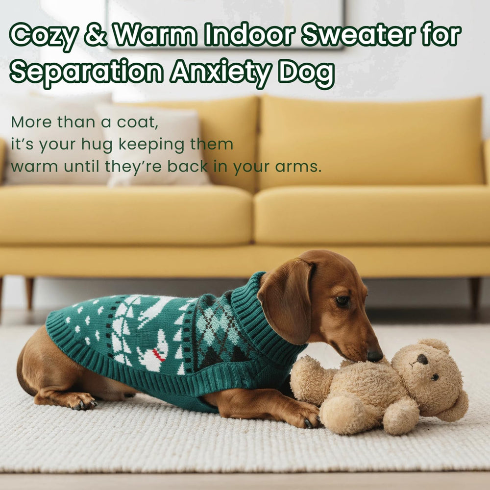 T'CHAQUE green knit proves versatile for indoor and outdoor wear