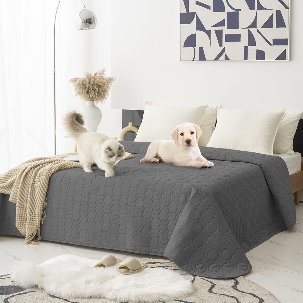 Tcksstex waterproof bed cover with durable polyester top layer for everyday softness.