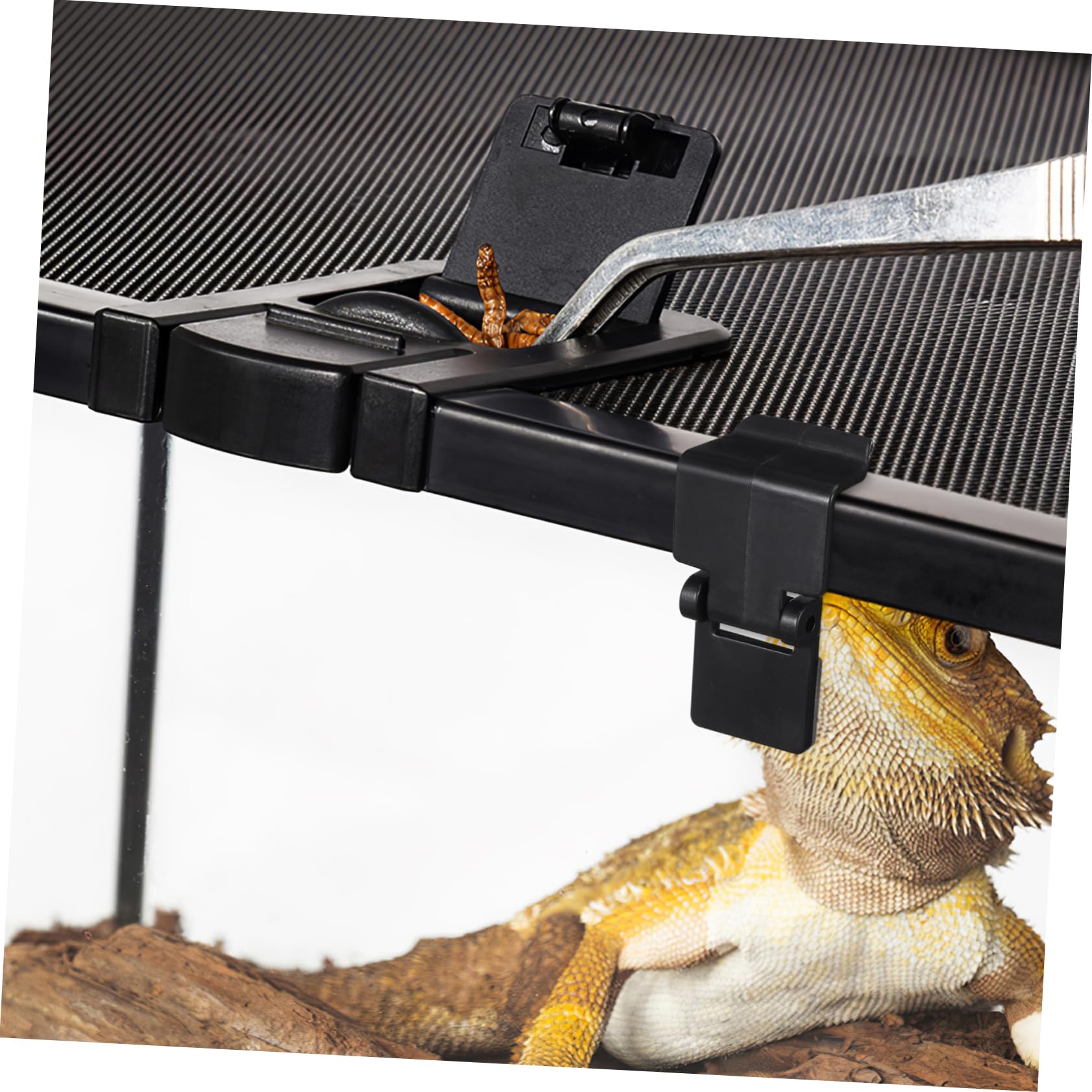 TEHAUX clip design enables fast setup anywhere in seconds.