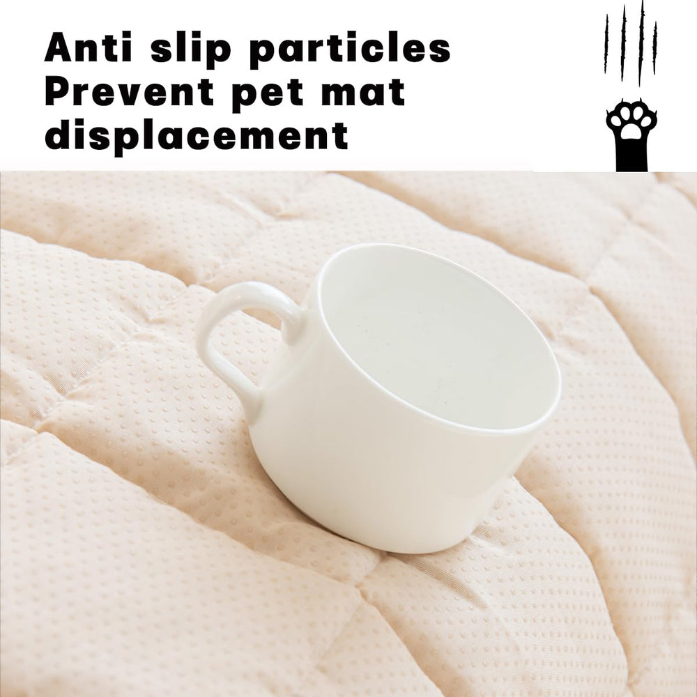 TGODGPY multi-use pet cover suitable for furniture and vehicles.