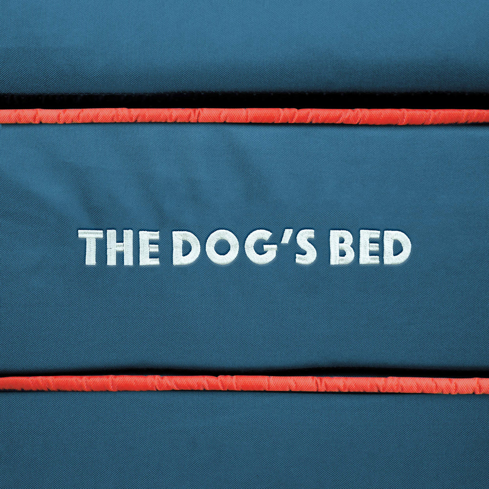 The Dog's Balls funda con bordado UK en centro, diseño distintivo