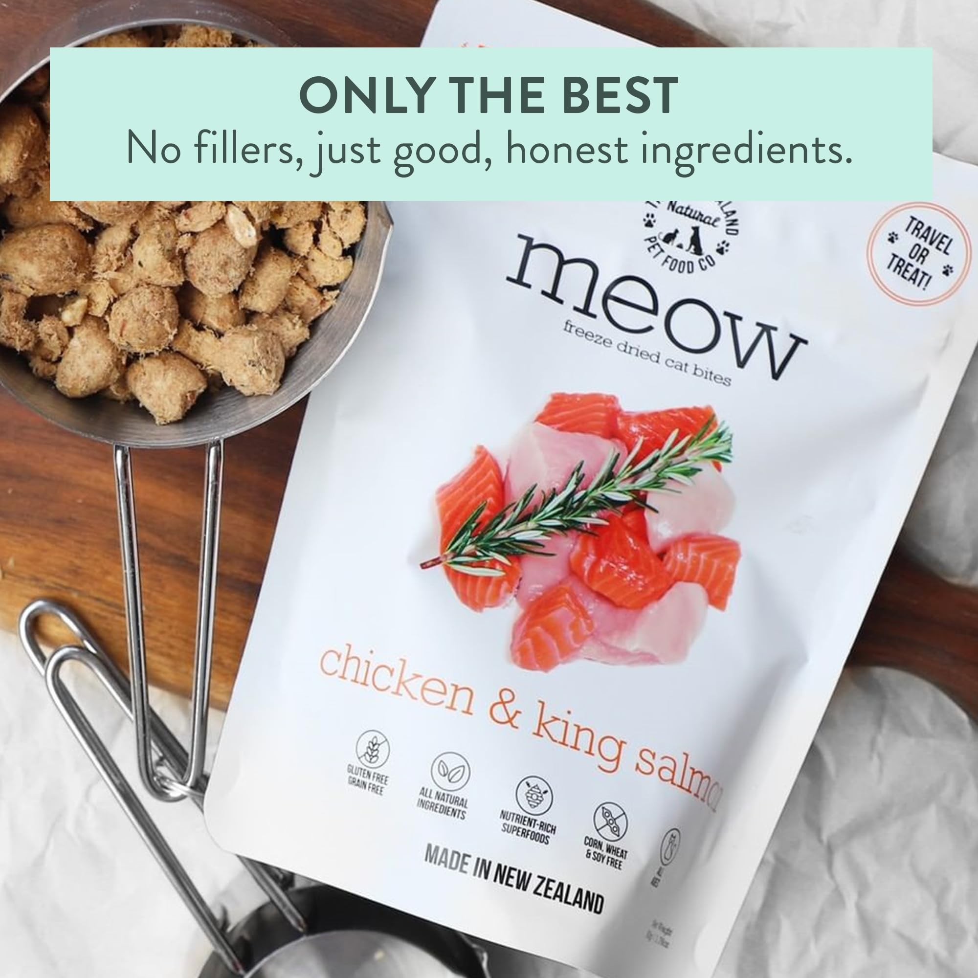 The New Zealand Natural Pet Food Co. Meow freeze-dried packaging shows convenient 1.76oz portions.