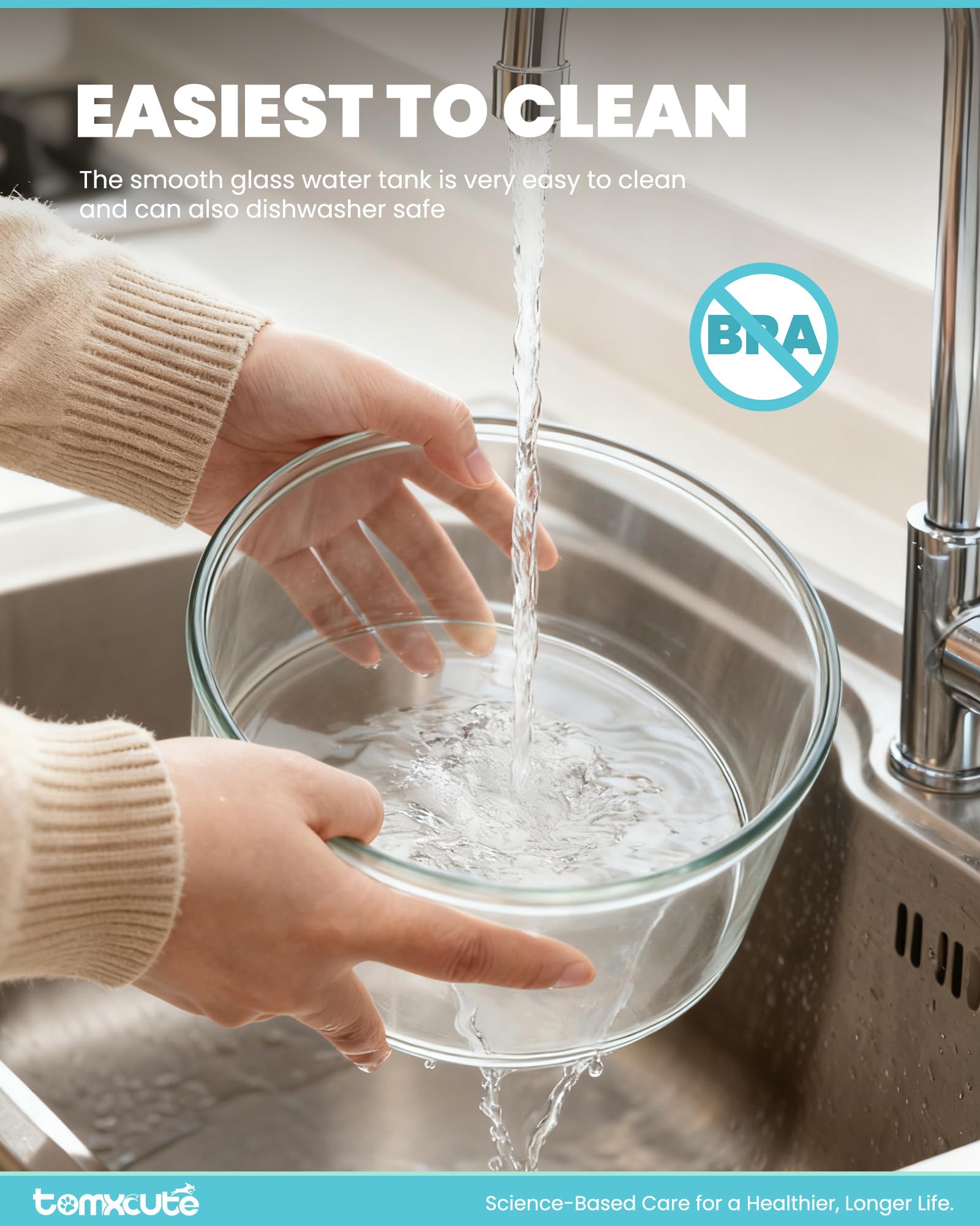 Tomxcute glass cat water fountain pump in action delivers quiet hydration.