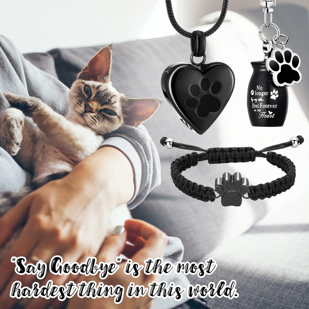 Tondiamo filling accessories set enables precise ash transfer with a funnel.